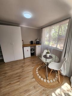 Cottage on Ilchester - 9
