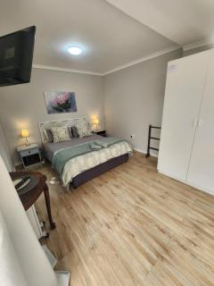 Cottage on Ilchester - Grahamstown - 8