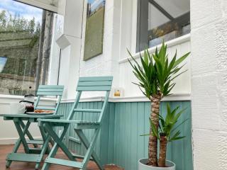 Hollybank - 3