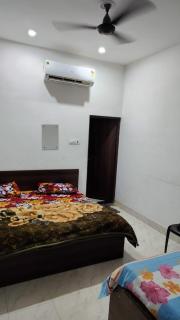 Shree Bankey Bihari Atithi Bhawan - 4