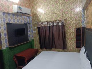 Maa Vaishno Guest House - 6