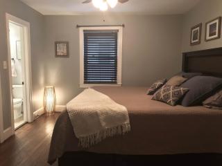 2 bed House in Downtown Raleigh - 1