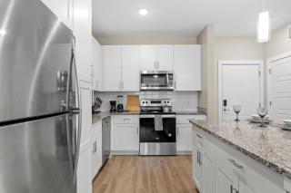 Pinnacle Apartments W Amenties by Heavenly Homes - 5