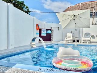 Mars1 Private Pool Homestay - 4