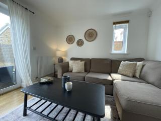 Greenfields House Ashford - 0