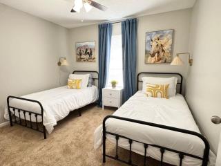 Big Sky Bungalow - 5 Beds Sleeps 8 - Valdosta - 3
