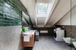 Amazing Attic with Terrace on Lake Como Harbour - 5