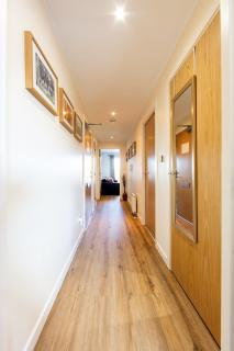 Lochend Park View Apartment - 2