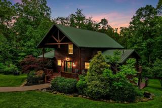 Cabin with Hot Tub, Golf Simulator, and Game Room in Hocking Hills - 8