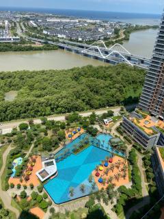 Gold Coast PIK SeaView TV43Inch by Micky Studio 2 - 6