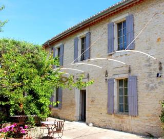 Hôtel Mas Vidau Porte des Alpilles - 1