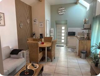 Parenthèse romantique avec spa privatif - Deyvillers - 7