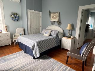 Trowell Historic Inn - 6