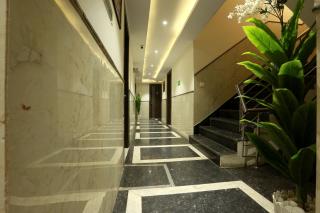 Hotel The Best Delhi International Airport - 4