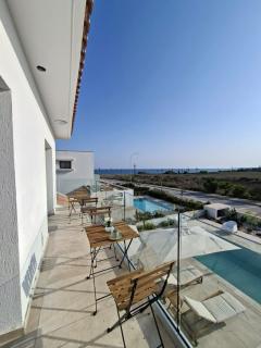 Nadine sea side villas - 2