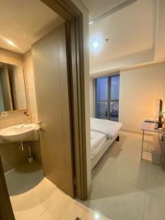 Gold Coast PIK SeaView TV43Inch by Micky Studio 3 - 5