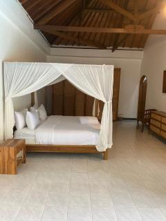 4-Bedrooms Tropical Villa Sanur - 9