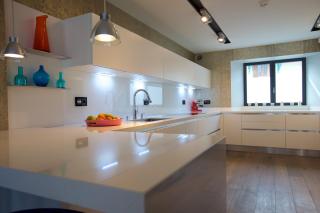 Annecy LakeLodge Lakeside Modern 7 bedroom Retreat - Doussard - 2