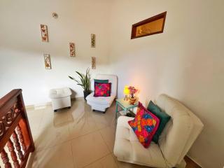 Blomst Casa Hostal - 1