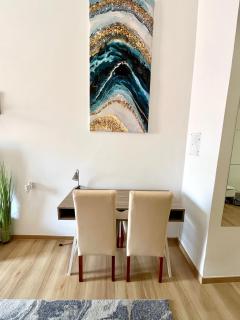Esther Downtown Apartman- with AC& 5 beds - 5