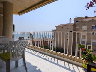 Front beach apartment - 9