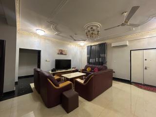 Luxurious 5 Bedroom Mansion at East Legon - Accra - 3