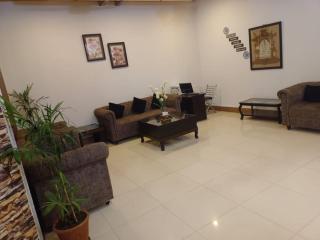 Shah Guest House Islamabad - 6
