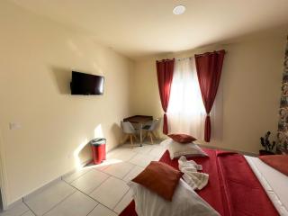 Chambres d'Hôtes à la Ferme, Parking Gratuit, Nature et Sérénité - FR-1-786-60 - 2