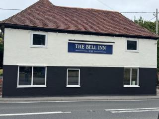 The Bell Inn - Salisbury - 0