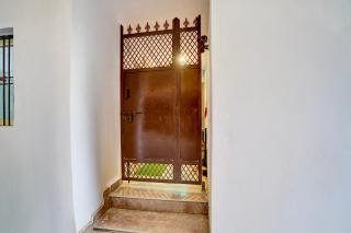 SPOT ON Stay In Banarasiya - 3