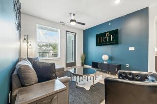 IRIE Living Brand New Lux 2BR Min Grand Park - 2