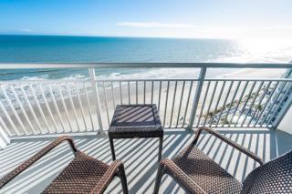 Romantic Honey Moon Suite, Direct Oceanfront,Pools - 1