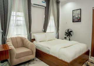 Greatman's Apartment - 8
