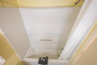 High-Floor Ocean View Newly Renovated! - 7