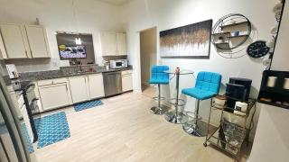 Luxurious 3BR King Bed, Queen Bed and Patio - 1