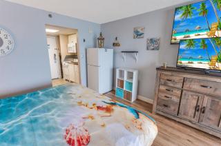 New Direct Oceanfront at Sandcastle South Pools! - Myrtle Beach - 5