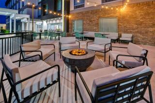 Home2 Suites By Hilton Traverse City - 6