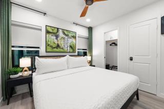 Japandi Style 1BR Escape w EV Charger, Bishop Arts - 4