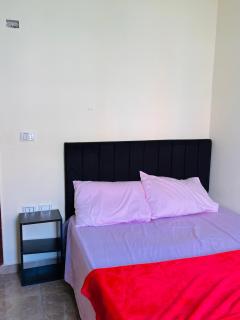 Room in Sheikh Zayed - 0