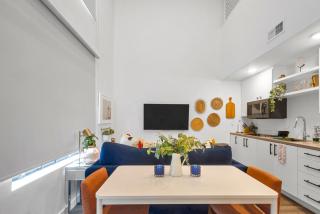Austin Stylish Studio - 8