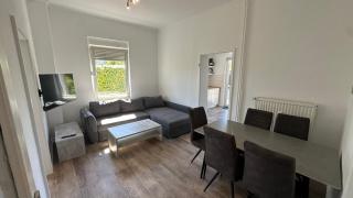 zentrale 3 Zimmer 73 m2 Ferienwohnung mit Terrasse - 0