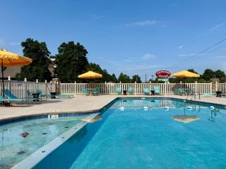 Talley Ho Inn - 3