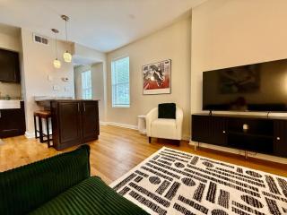 Airy 1BR close to EVERYTHING - Richmond - 3