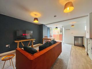 Kingsley Gardens Luxury Apartments - 4