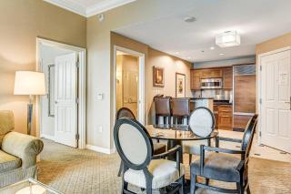 Stunning MGM 1BR with Strip Views & Balcony - 1
