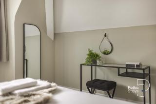 Luxe Ami Tran Spacious Penthouse by PolkaStays - 9