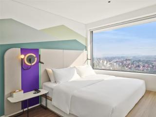 Tru by Hilton Bac Giang City Centre - 1