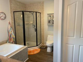 Peaceful Lakefront Retreat - 2