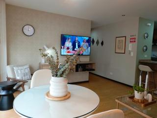 Like a Home - 2Bedrooms - QueenBed - Balcony - Parking - 7Th FLOOR - 6