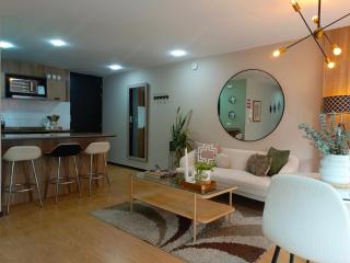 Like a Home - 2Bedrooms - QueenBed - Balcony - Parking - 7Th FLOOR - 8